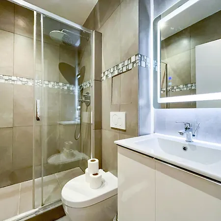 Urbanflat 202 - Confortable Pour 4 Au Centre De Lejlighed